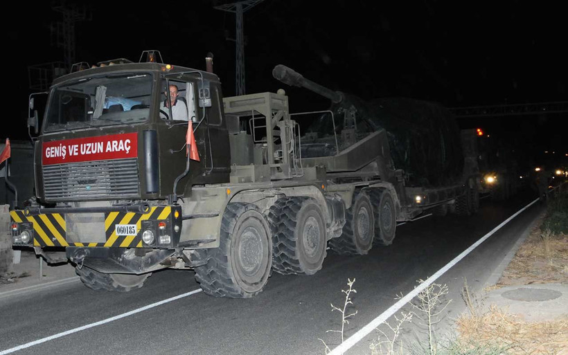 Suriye sınırına askeri sevkiyat yapıldı - Resim: 3