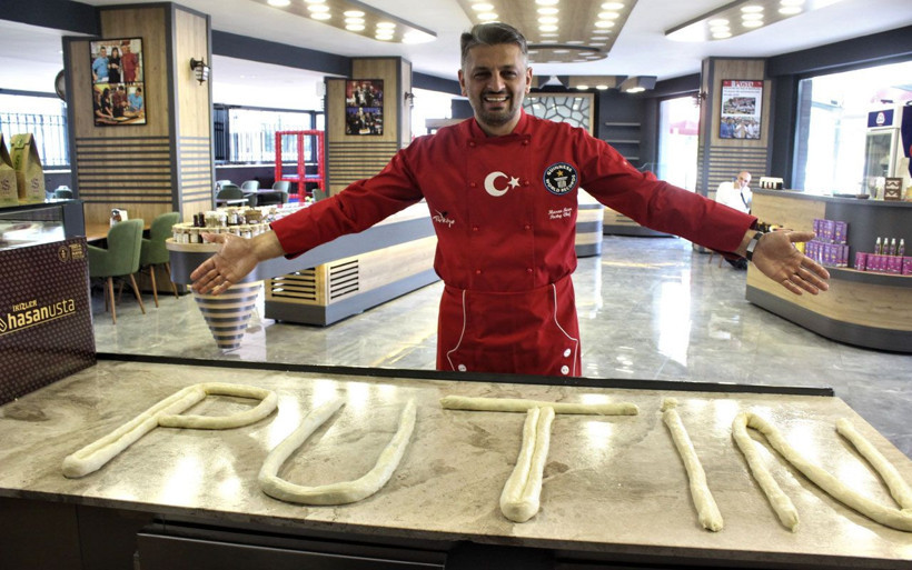 Bursalı esnaftan Putin'e bomba hediye! S-400 için kol böreği gönderdi - Resim: 3