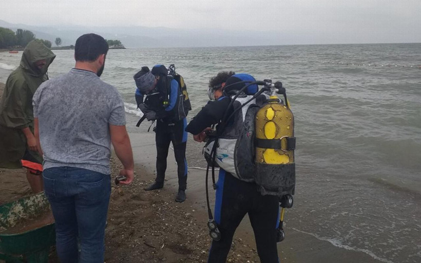 Bursa İznik Gölü'nde tarihi mermer blok bulundu - Resim: 1