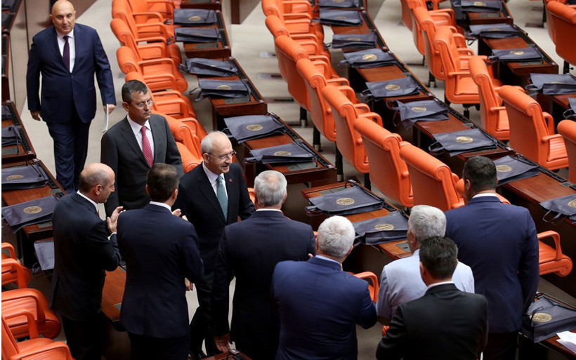 Meclis'teki 15 Temmuz oturumunda gergin dakikalar! FETÖ sözleri damga vurdu - Resim: 4