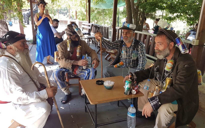 Tunceli'de çevre kirliliğine dikkat çekmek istediler! Atıklarla dolaştılar! - Resim: 4