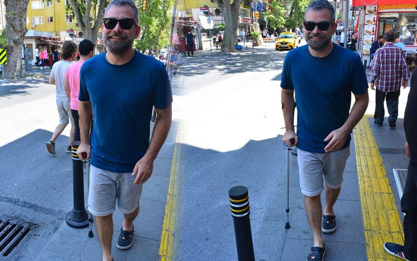 Murat Eken koltuk değnekleriyle yürüyor Çok Güzel Hareketler'deki halinden eser yok - Resim: 2