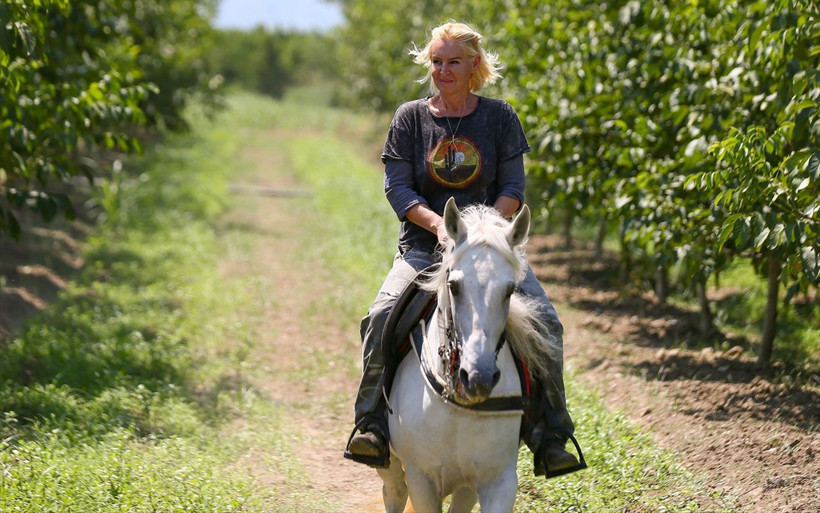 Bıraktığı meslek herkesi şaşırttı! bambaşka bir hayata başladı - Resim: 2