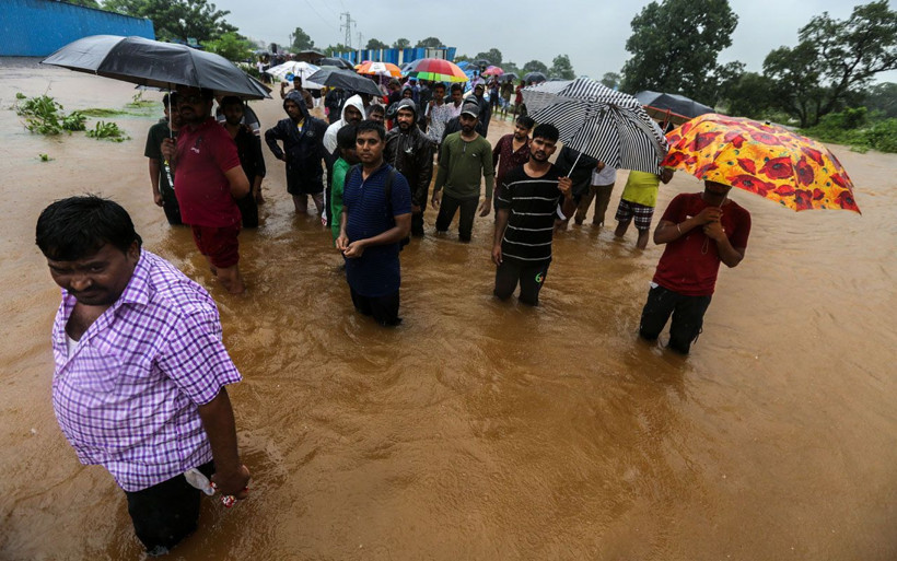 Hindistan’daki sel felaketinde bilanço artıyor! Yüzlerce ölü var - Resim: 4