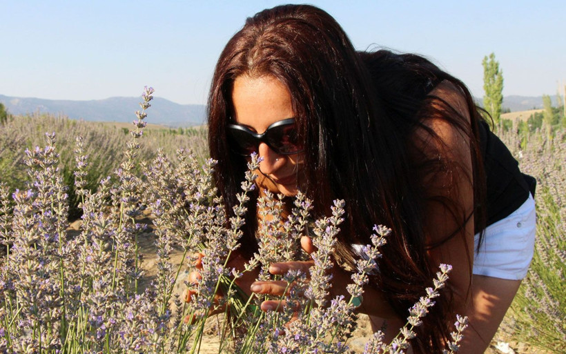 Her ilden gelen var Burdur'da 375 dekarlık alan ziyaretçi akınına uğradı - Resim: 3