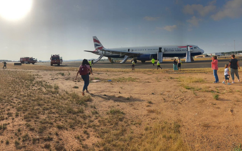 Kabini duman dolan British Airways yolcu uçağı acil iniş yaptı - Resim: 4
