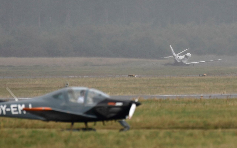 Amerikalı ünlü şarkıcı Pink ölümden döndü! İnişte özel jeti yandı - Resim: 1