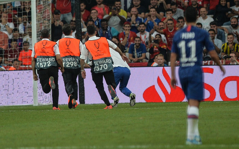 Süper Kupa finalinde sahaya atlayan YouTuber'dan özür videosu - Resim: 4