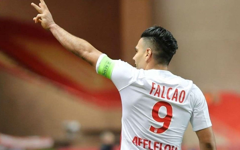 Monaco'da kadrodan son anda çıkarıldı Falcao imza atmaya hazırlanıyor - Resim: 2