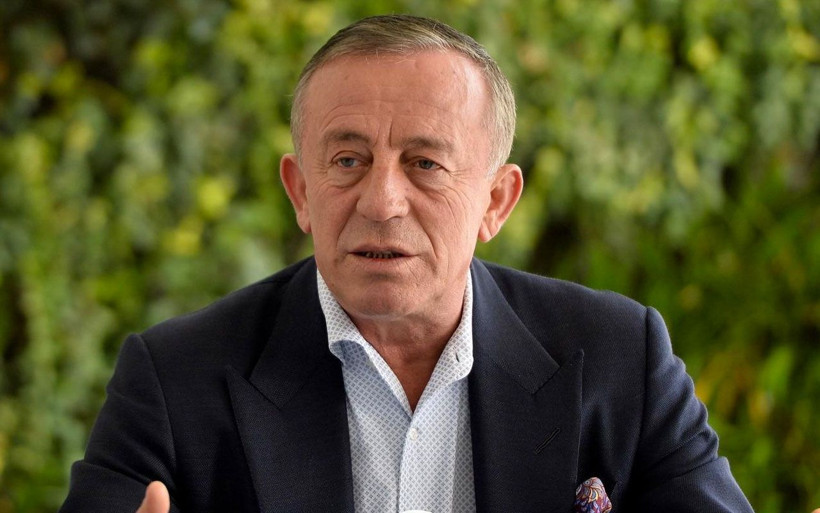 Ali Ağaoğlu milyonluk arabalarını neden satıyor? Mali açıdan sıkıntıda deniyor - Resim: 1