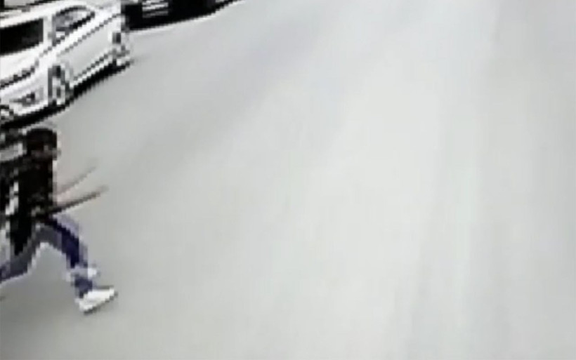 Çorum'da Yiğit Emir'in öldüğü kaza anı kamerada - Resim: 3