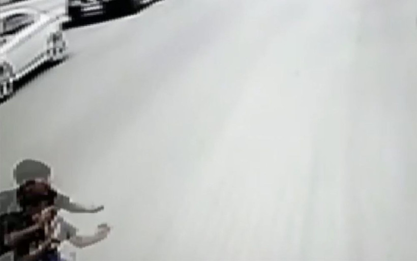 Çorum'da Yiğit Emir'in öldüğü kaza anı kamerada - Resim: 4