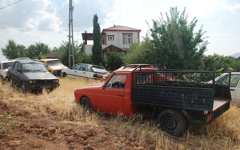 Elazığ'da kaporta ustasından 300 araçlık koleksiyon - Resim: 4