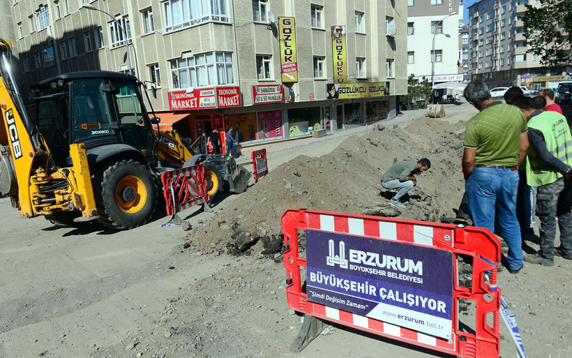 Erzurum'da altyapı çalışmalarında insan kemikleri bulundu - Resim: 3