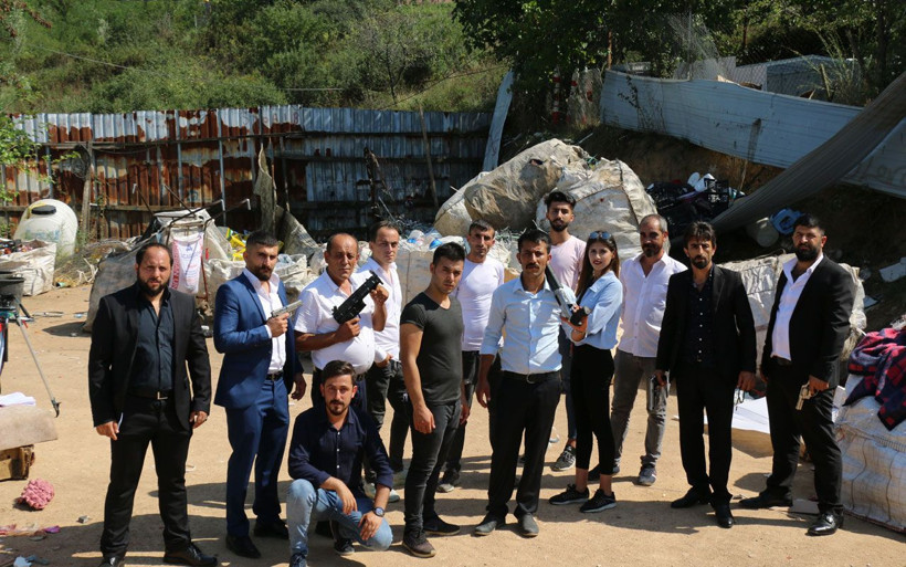 Kocaeli'nde üniversiteli genç karton toplayan ağabeyiyle dizi çekiyor! Kendi hayatımızı oynuyoruz - Resim: 3