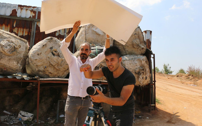 Kocaeli'nde üniversiteli genç karton toplayan ağabeyiyle dizi çekiyor! Kendi hayatımızı oynuyoruz - Resim: 2