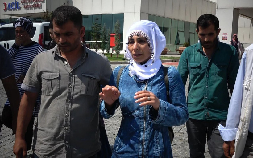 İstanbul Sultangazi'deki kavgada boynuna makas saplanan küçük Ezel felç kalacak - Resim: 3