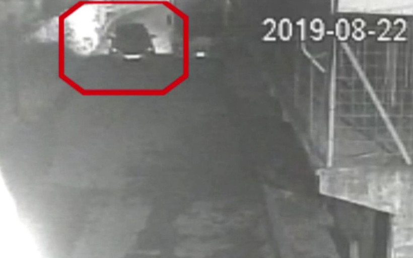 İstanbul'da çekiciyle araç çalan şüpheliler yakalandı - Resim: 1