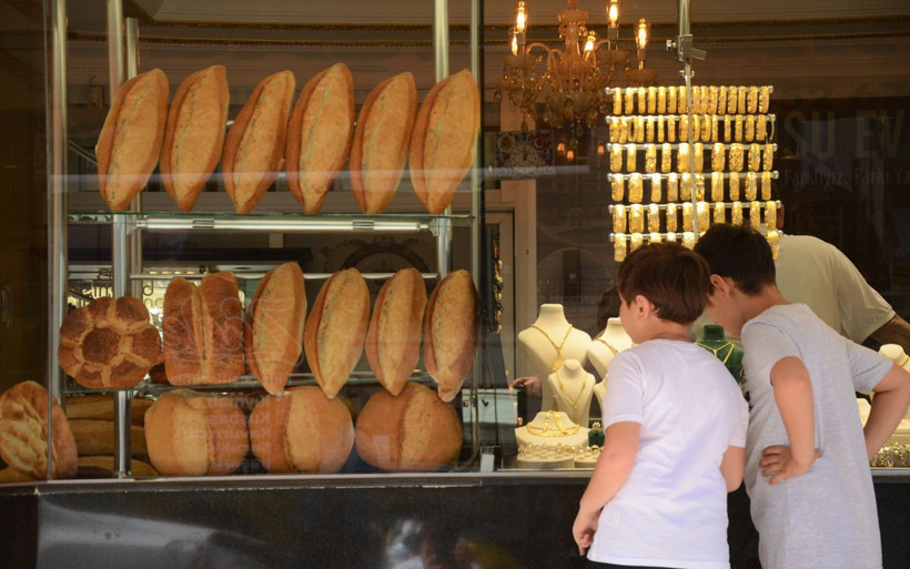 Altın almaya giren ekmek alıp çıkıyor! Ordu'daki bu kuyumcu dillerde - Resim: 1