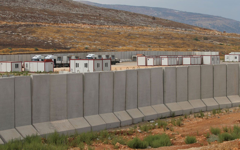 Suriye sınır hattımız güçleniyor! 9 tonluk beton mevziler ulaştı - Resim: 4