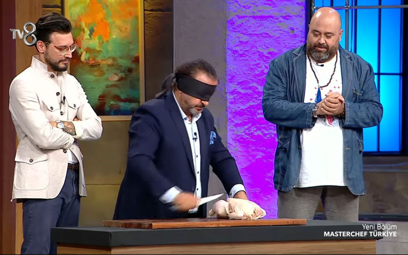 MasterChef Türkiye'de Şef Mehmet'in gözü kapalı şovu taklit çıktı - Resim: 3