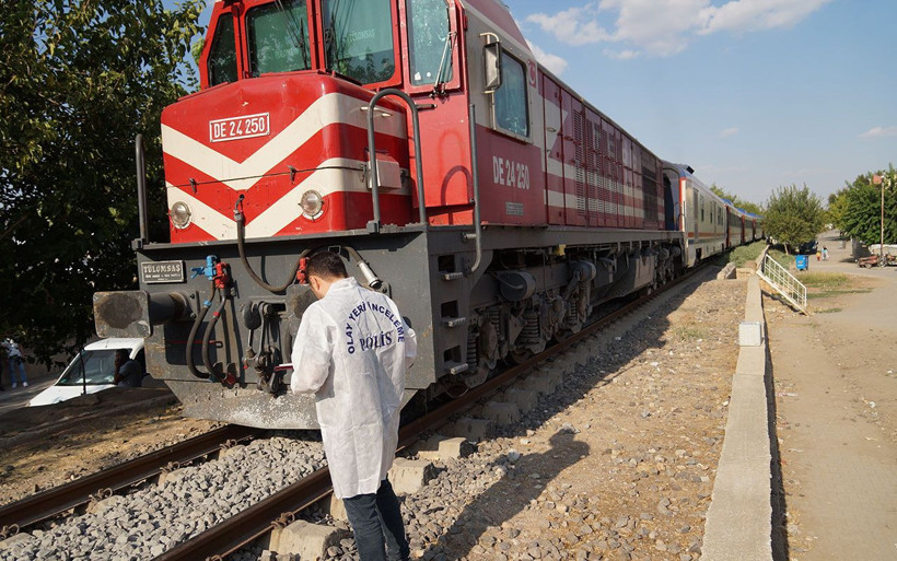Batman'da trenin altında kalan yaşlı adam feci şekilde can verdi - Resim: 2