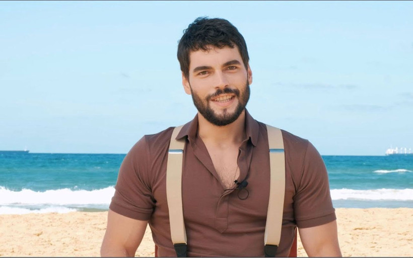 Akın Akınözü evrim geçirmiş eski halini görenlerin ağzı açık kalıyor - Resim: 1