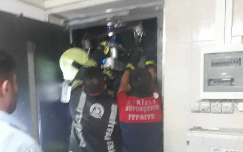 Denizli'de yük asansörü ile duvar arasına sıkışan çocuk hayatını kaybetti - Resim: 1