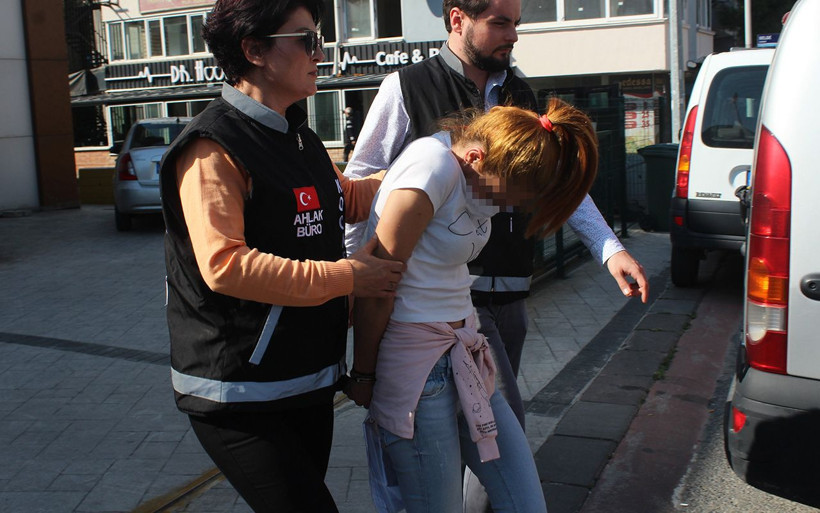 Kocaeli İzmit'te fuhuş operasyonu 2 gözaltı - Resim: 4