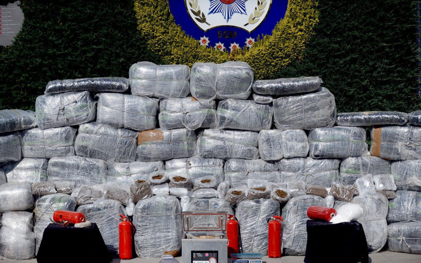 İstanbul'un 8 ilçesinde gerçekleşti! Son yılların en büyük uyuşturucu operasyonu - Resim: 2