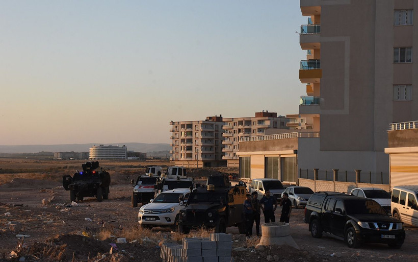 Mardin'de yerde bulduğu cisim elinde patlayan çoban ağır yaralandı - Resim: 1