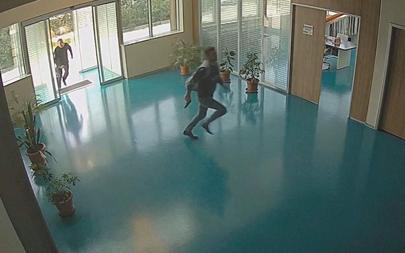 Tekirdağ'da bir kişi tabanca ile kayınbiraderinin fabrikasını bastı - Resim: 2