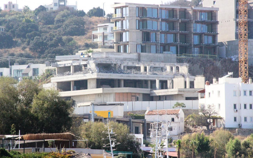 Bodrum'daki kaçak yapılarla ile ilgili skandal karar! Mahkeme kararıyla durduruldu - Resim: 2