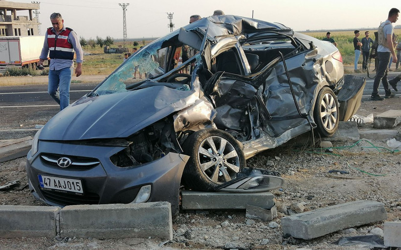 Mardin'de zincirleme kaza 1 ölü başsavcı ile 6 kişi yaralı - Resim: 2