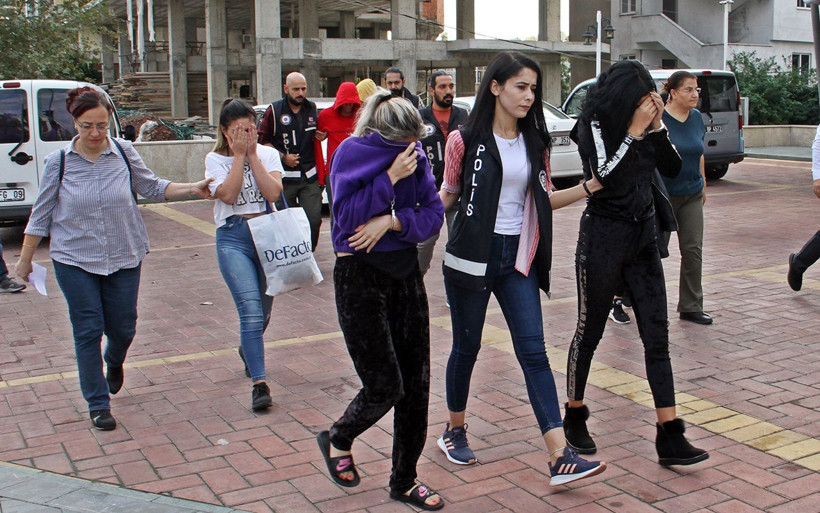 Antalya'da fuhuş çetesi operasyonunda 6 tutuklama - Resim: 2
