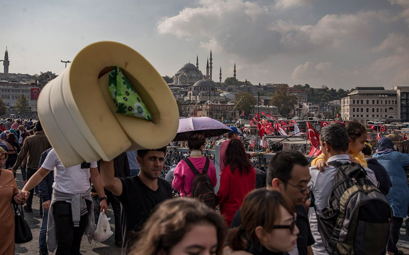 İBB'den Eminönü'nde balık ekmek satan tekneleri kaldırma kararı - Resim: 2