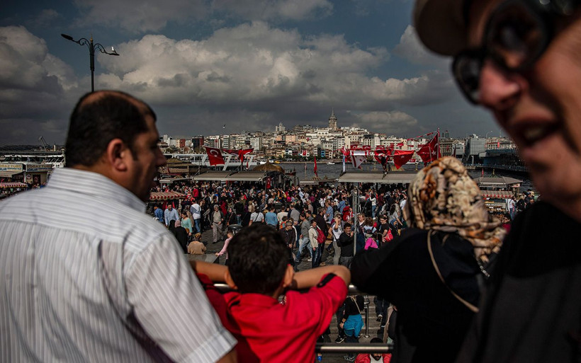 İBB'den Eminönü'nde balık ekmek satan tekneleri kaldırma kararı - Resim: 4