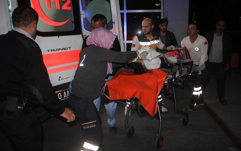 Karaman'da babası tarafından bıçaklanan genç ağır yaralandı - Resim: 3