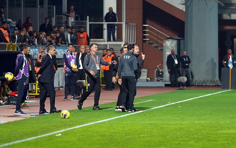 Yeni Malatyaspor Teknik Direktörü Sergen Yalçın 5 saniyede kızardı - Resim: 1