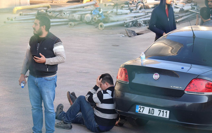 Gaziantep'te çikolata fabrikasında makineye sıkışan işçi öldü - Resim: 1