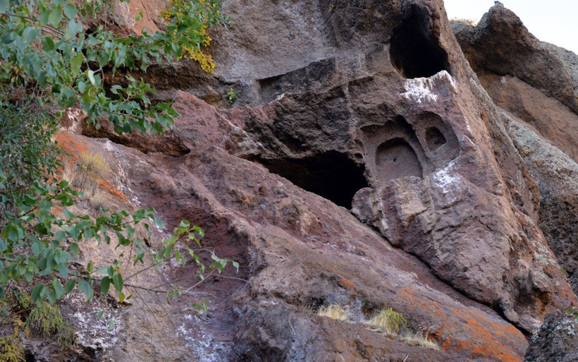 Bingöl'de inanılmaz mağaranın altında gizli geçit var deniyor - Resim: 3