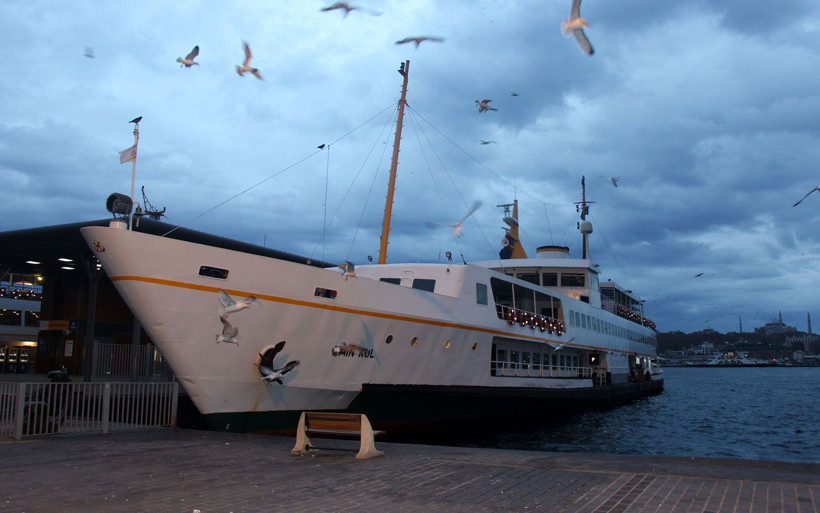 Meteoroloji şiddetli fırtına alarmı verdi! Deniz seferleri durdu - Resim: 3