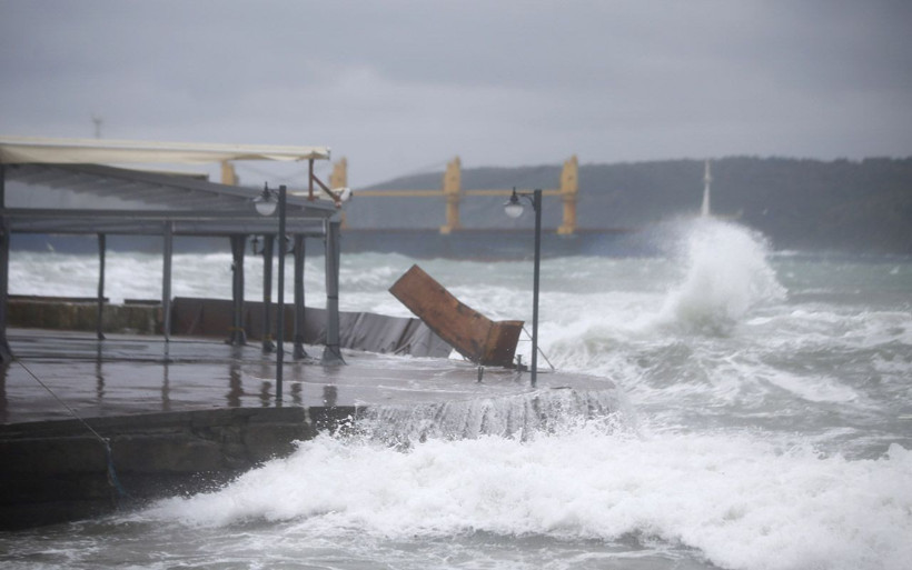 Meteoroloji'den bölge bölge sağanak ve fırtına uyarısı! Hızı 70 km'ye çıkacak - Resim: 2