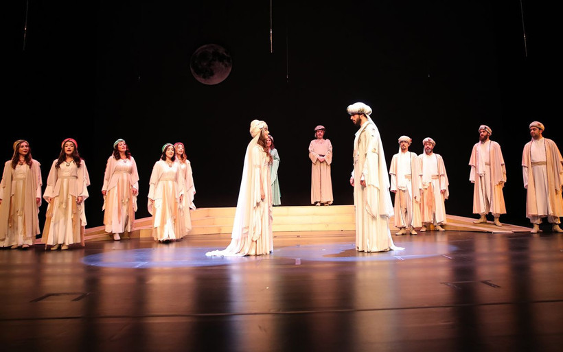 Cumhurbaşkanı Erdoğan Leyla ile Mecnun tiyatro oyununu izledi - Resim: 3