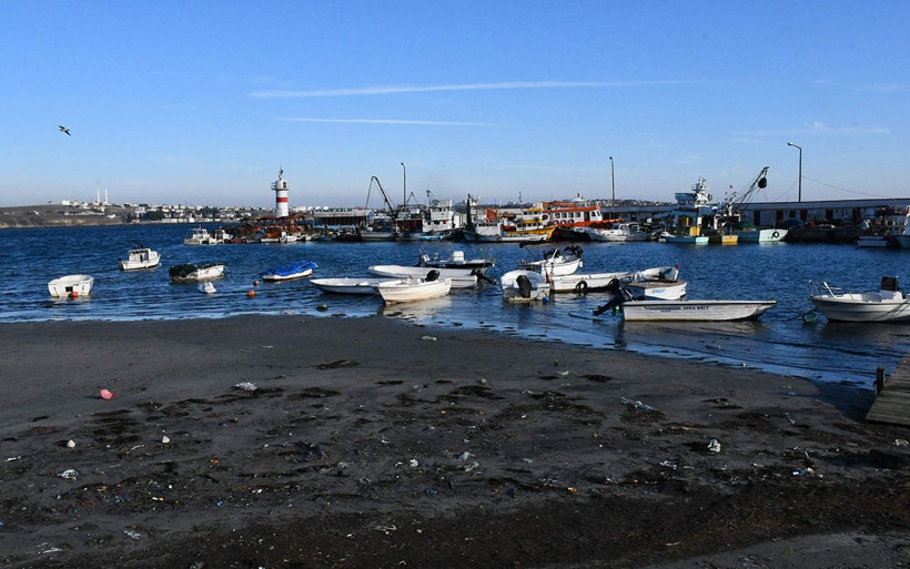 Tekirdağ Marmaraereğlisi'nde deniz 30 metre çekildi - Resim: 3