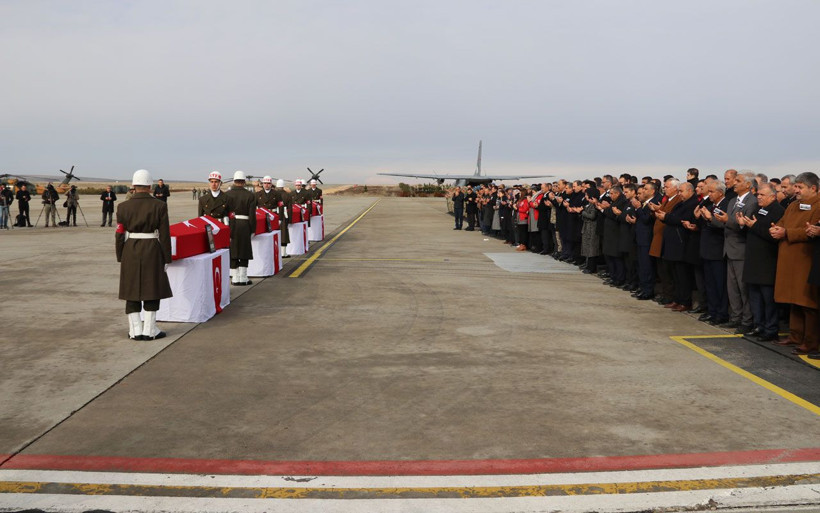 Barış Pınarı Harekat'ı şehitleri memleketlerine uğurlandı! Gözyaşı sel oldu aktı - Resim: 2