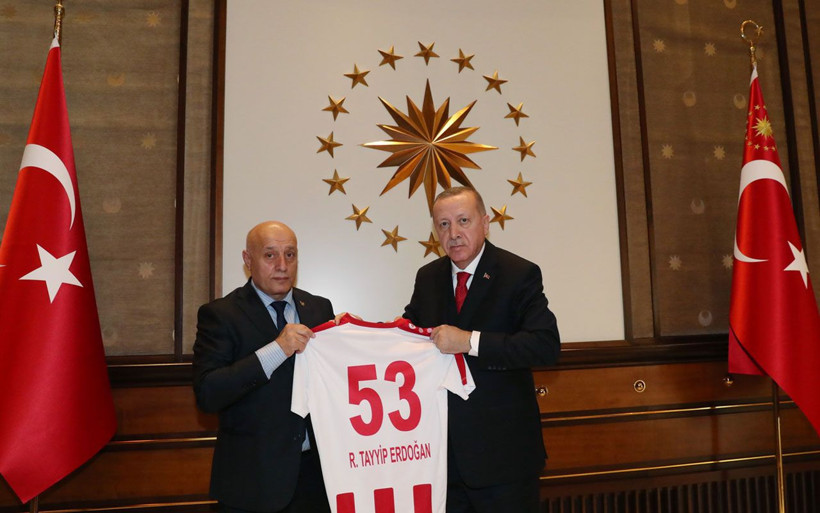 Cumhurbaşkanı Erdoğan Kulüpler Birliği üyelerini kabul etti - Resim: 2