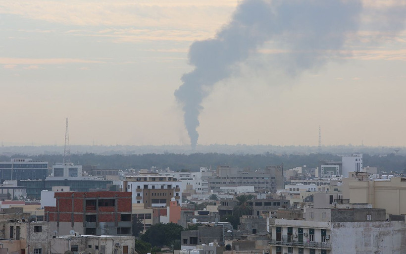 Berlin Konferansı sırasında Libya'nın başkenti Trablus'ta patlama sesleri - Resim: 1