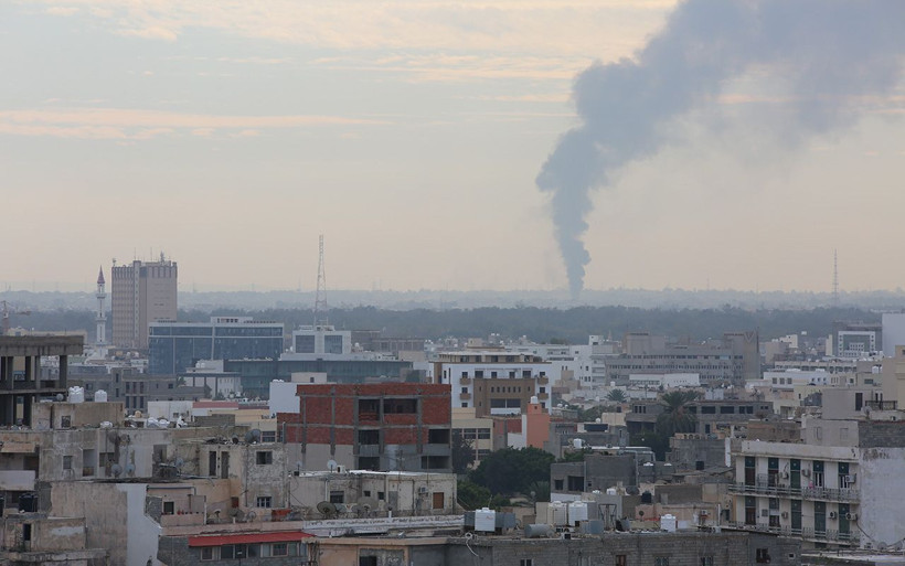 Berlin Konferansı sırasında Libya'nın başkenti Trablus'ta patlama sesleri - Resim: 2