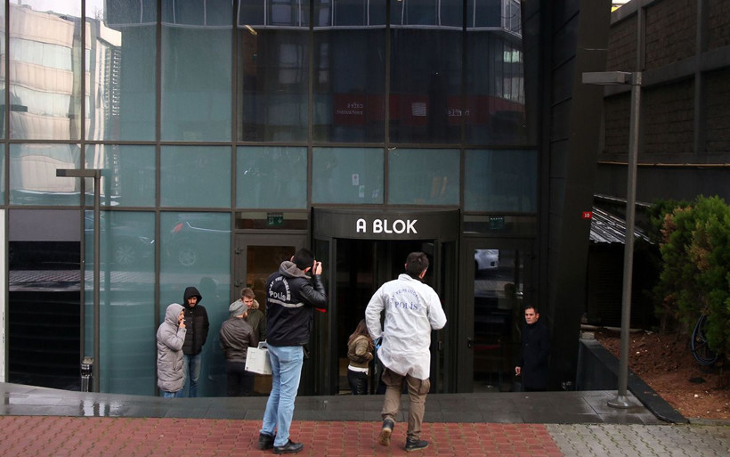 İstanbul'da avukatlar arasındaki tartışmada kan aktı - Resim: 1